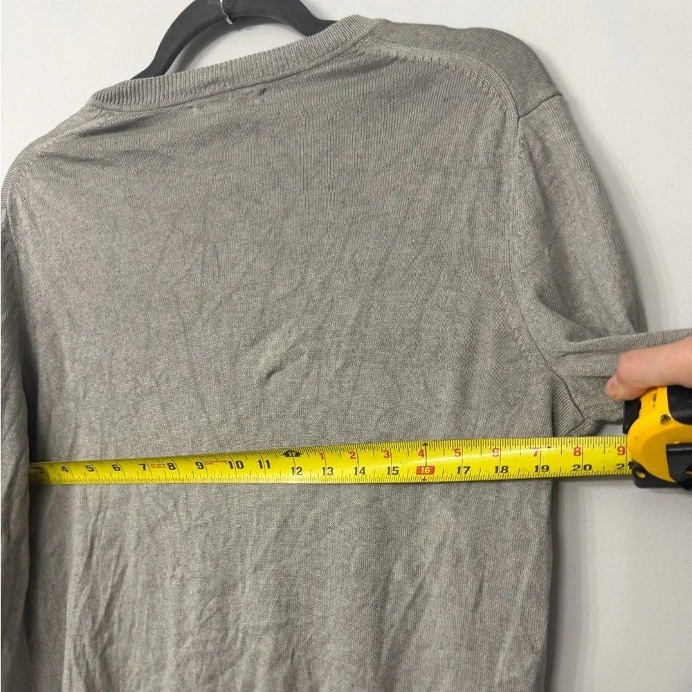 Banana Republic Silk Cashmere Blend Mens Medium Gray V-neck Lightweight Knit Top